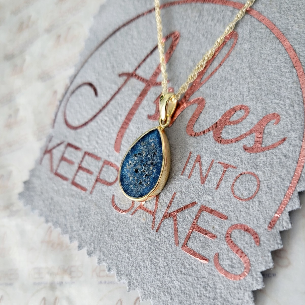 Gold Teardrop Pendant